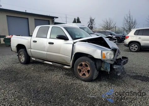 2006 Dodge Dakota Quad Slt z USA, uszkodzony, nr VIN 1D7HE48K26S620899